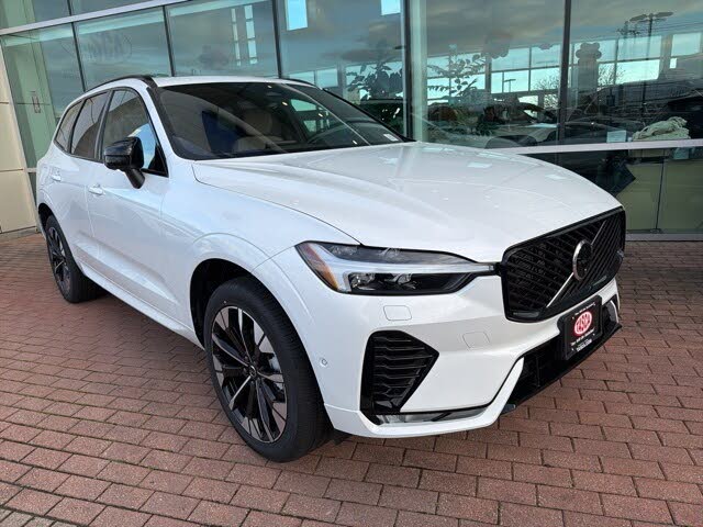 2026 Volvo XC60 B5 Plus AWD