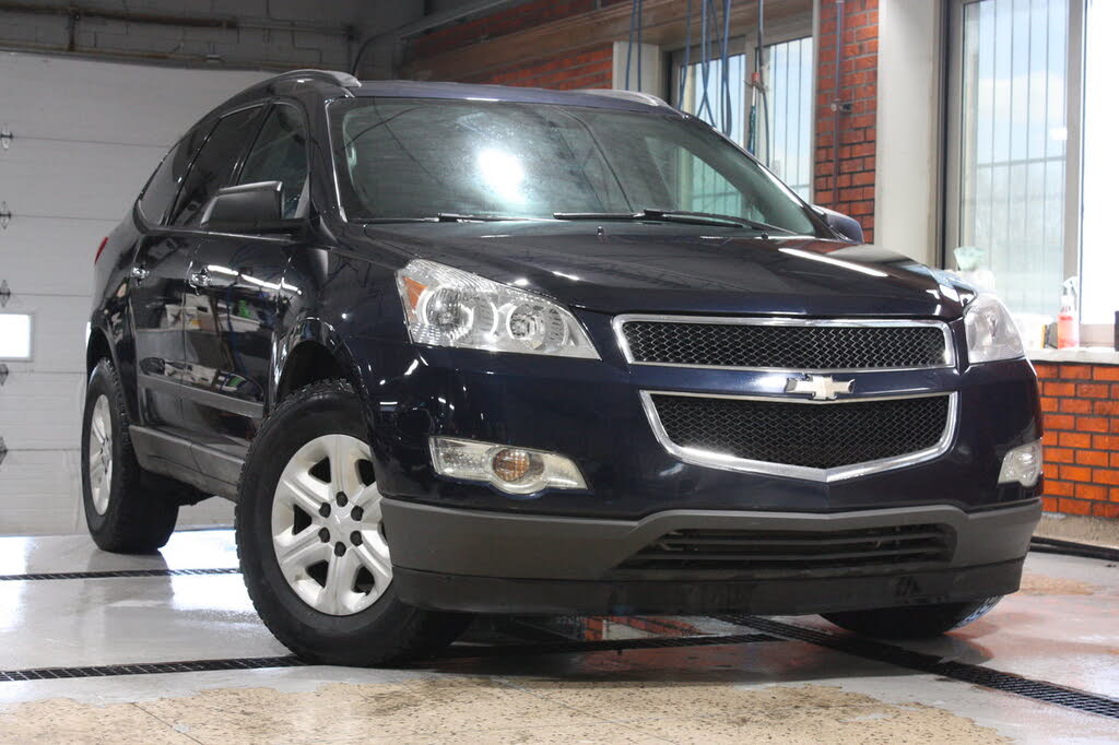 2012 Chevrolet Traverse LS FWD