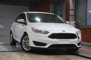 Ford Focus SE Hatchback
