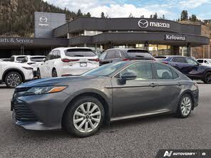 Toyota Camry Hybrid LE FWD