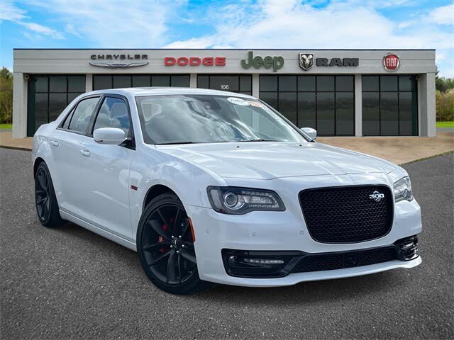 2023 Chrysler 300 C RWD