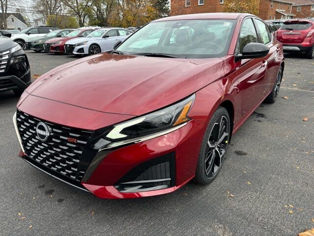 2025 Nissan Altima 2.5 SR FWD