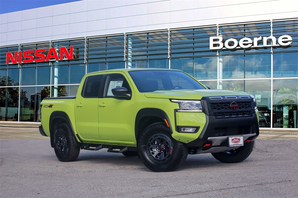 2026 Nissan Frontier PRO-4X Crew Cab 4WD