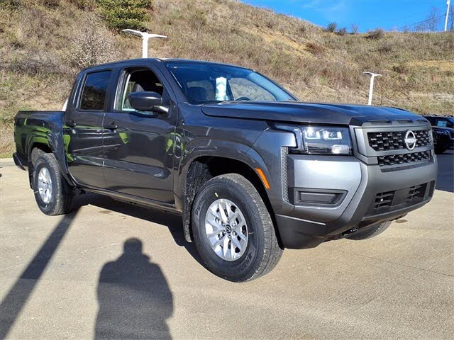 2026 Nissan Frontier S Crew Cab 4WD