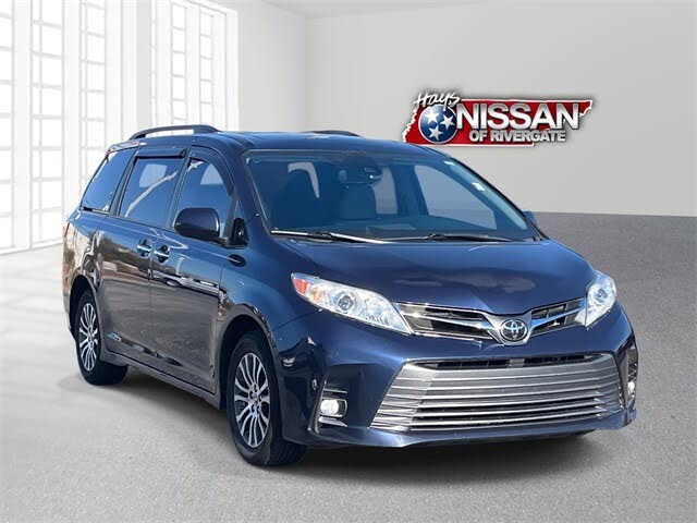 2020 Toyota Sienna XLE Premium 8-Passenger FWD