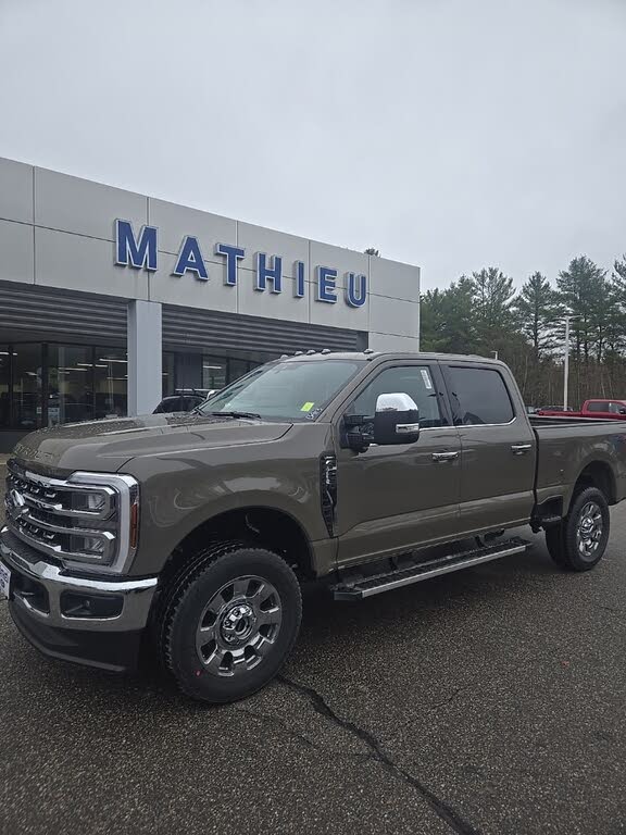 2026 Ford F-250 Super Duty Lariat Crew Cab 4WD