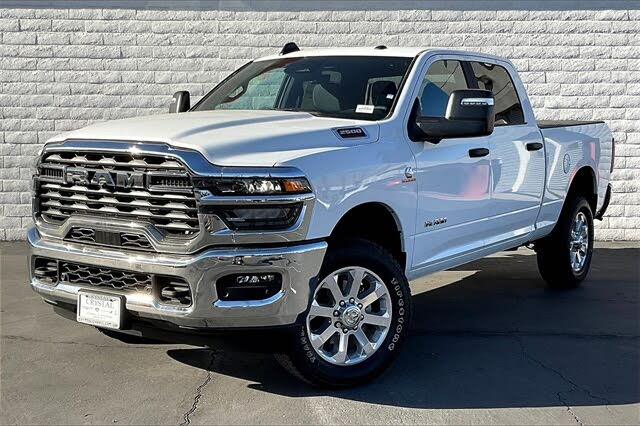 2026 RAM 2500 Big Horn Crew Cab 4WD