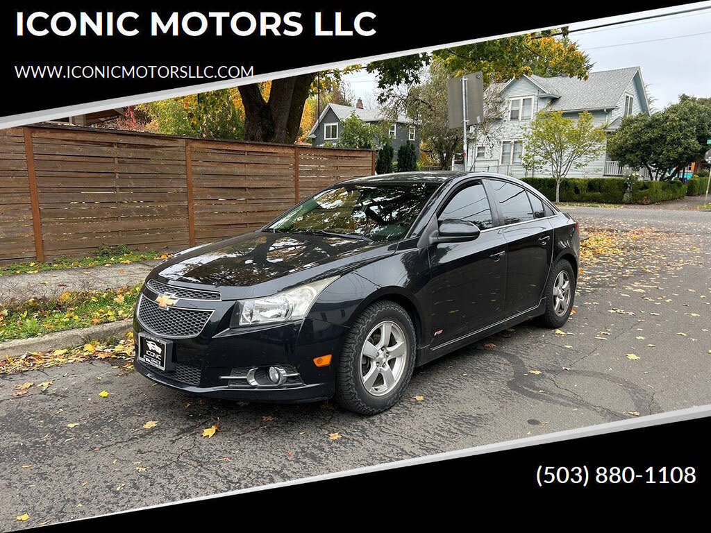 2012 Chevrolet Cruze 1LT Sedan FWD