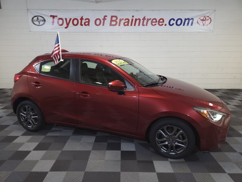 2020 Toyota Yaris FWD