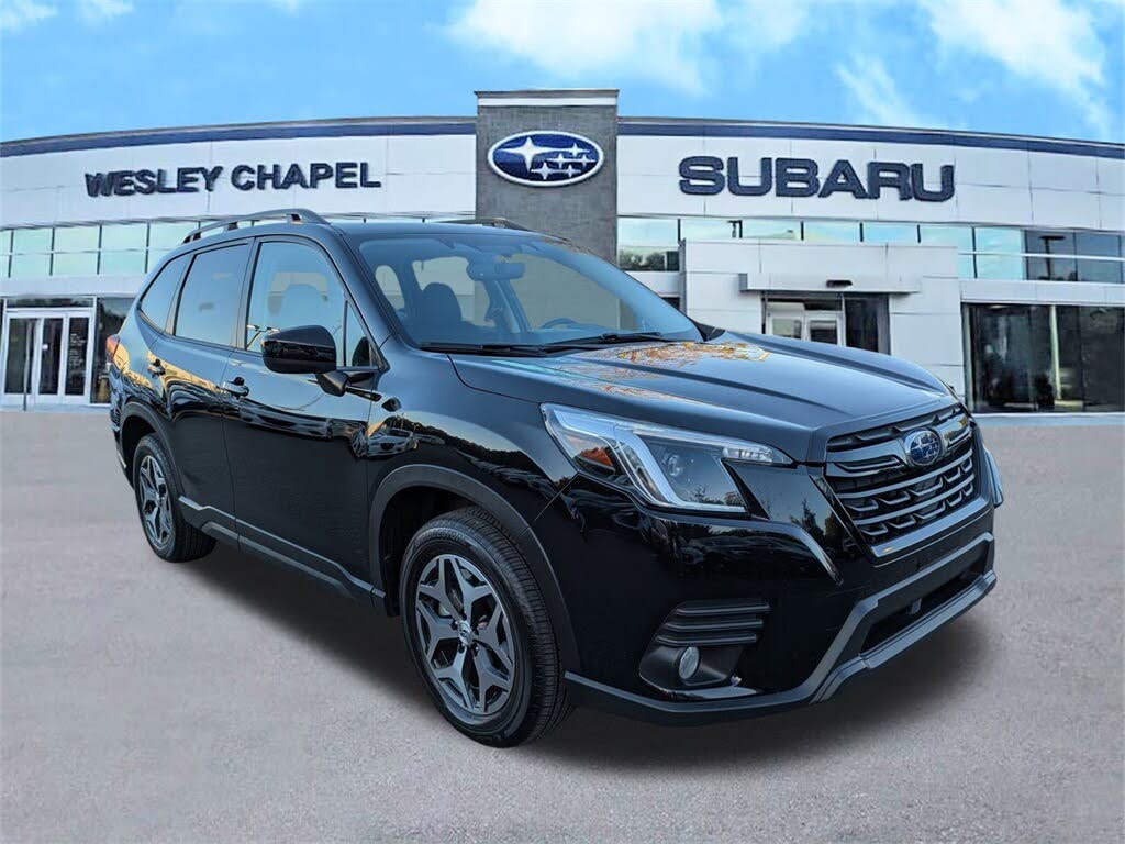 2023 Subaru Forester Premium Crossover AWD