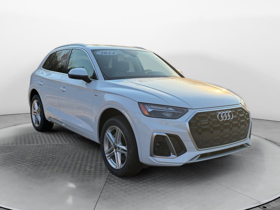 2024 Audi Q5 Hybrid Plug-in e quattro Premium S Line AWD