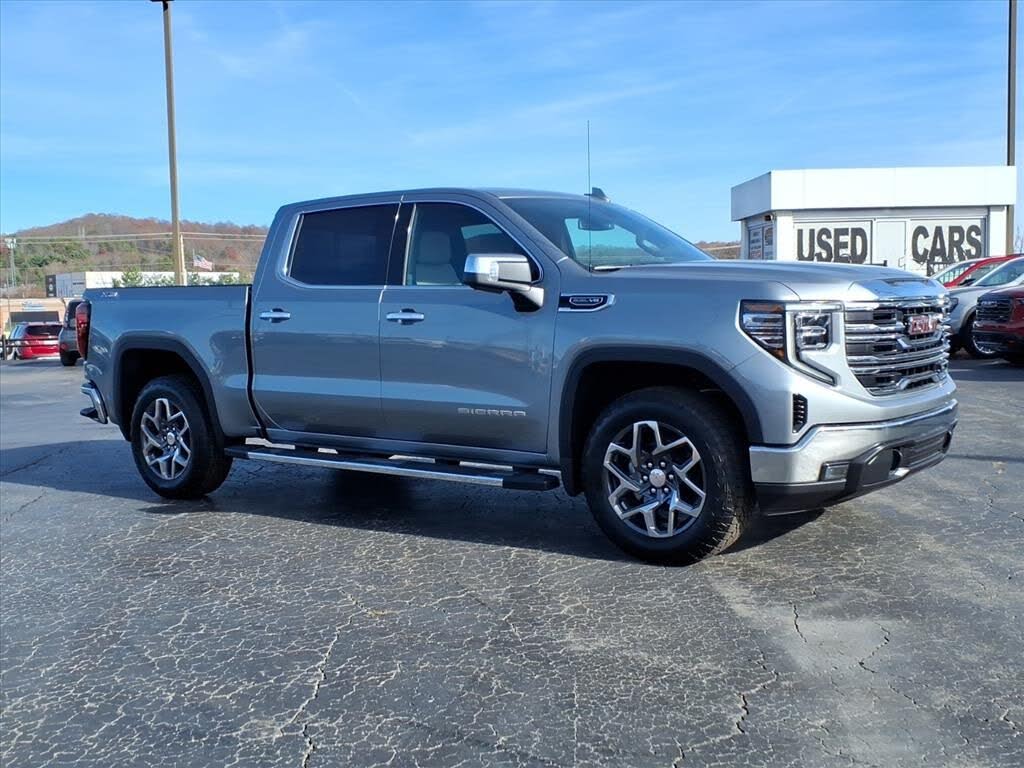 2026 GMC Sierra 1500 SLT Crew Cab 4WD