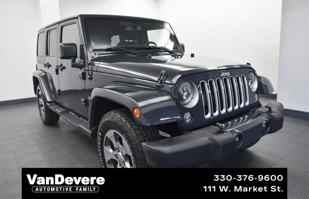 2016 Jeep Wrangler Unlimited Sahara 4WD