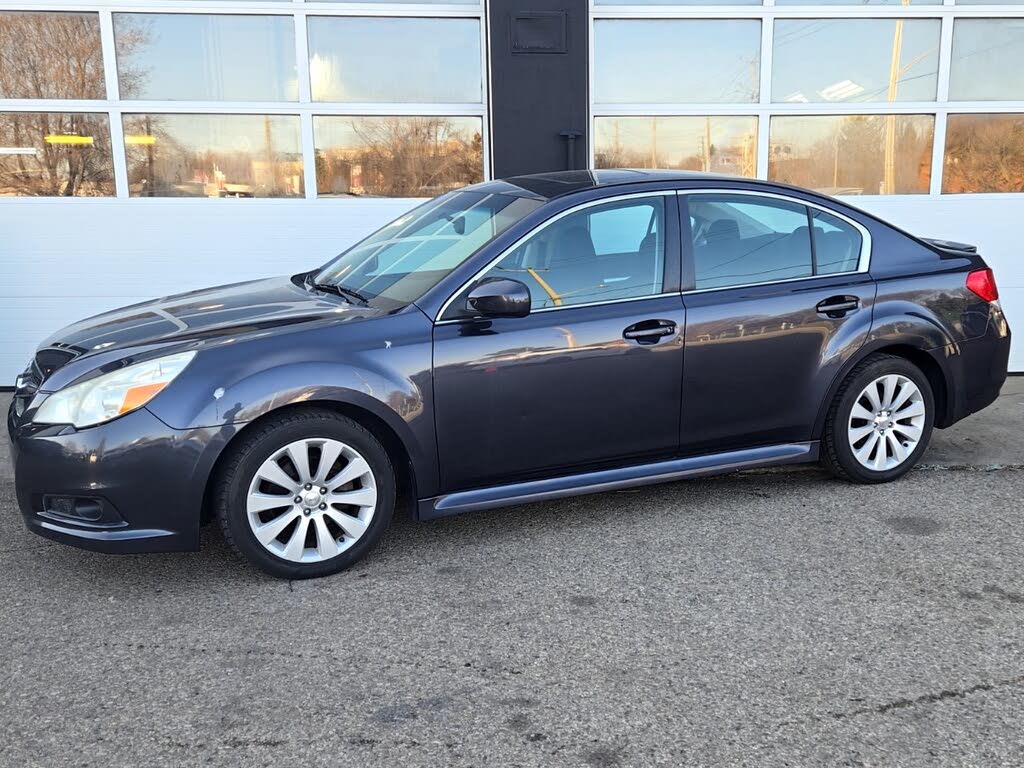 2011 Subaru Legacy 2.5i Sport FWD
