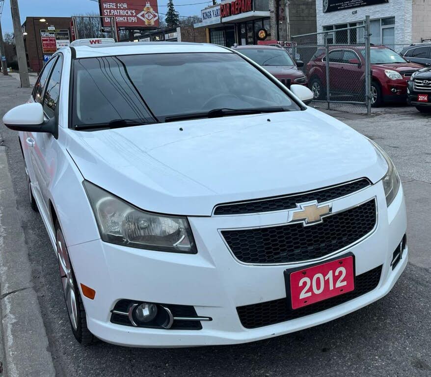 2012 Chevrolet Cruze 2LT Sedan FWD