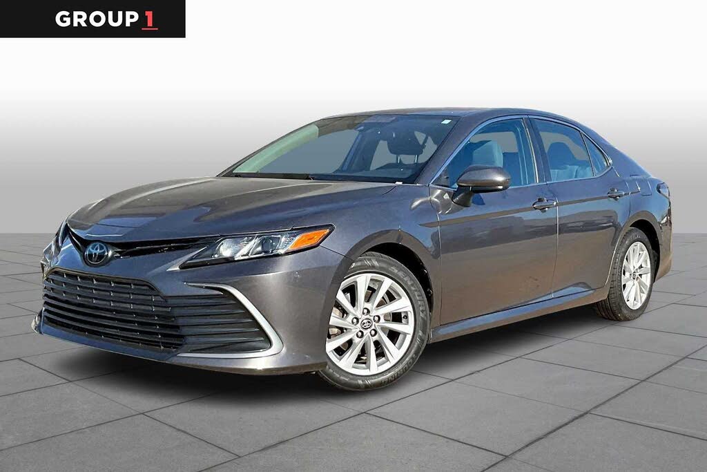 2021 Toyota Camry LE FWD