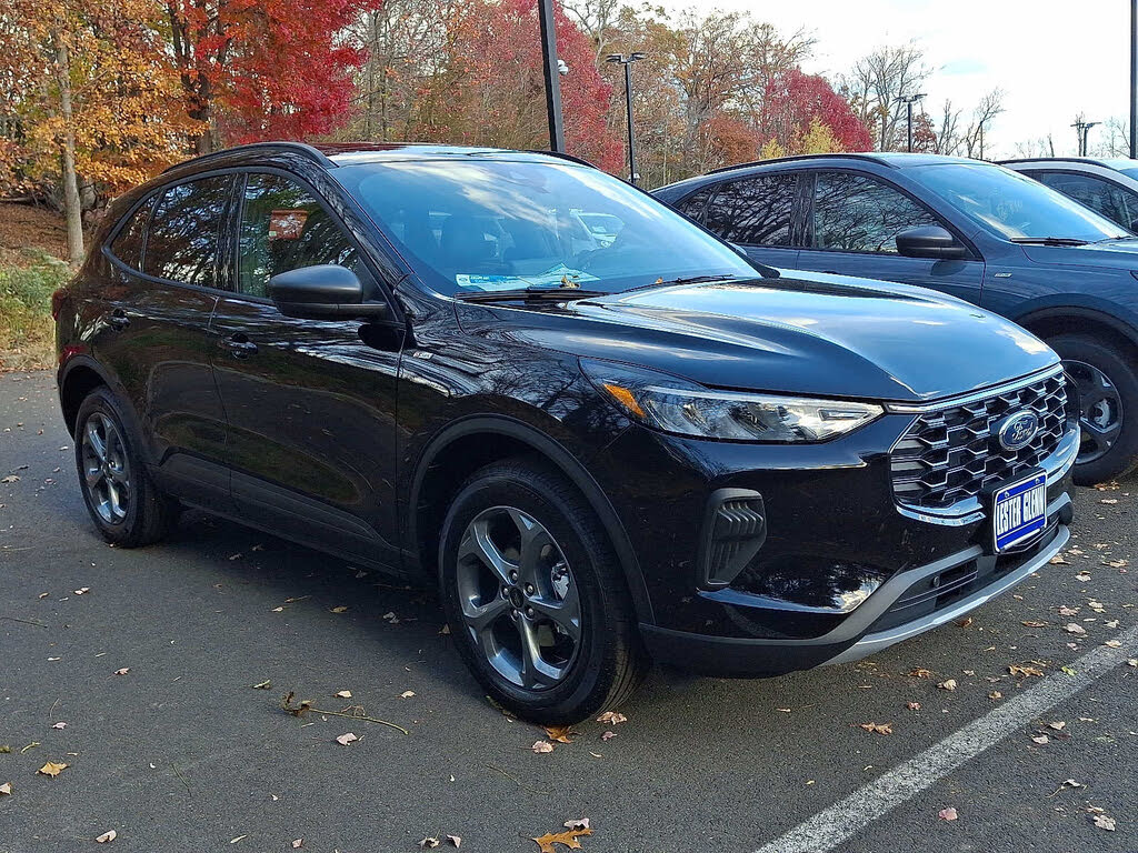 2026 Ford Escape ST-Line AWD