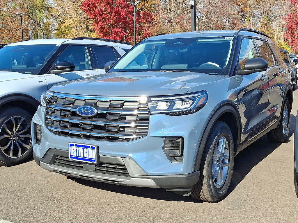 2026 Ford Explorer Active AWD