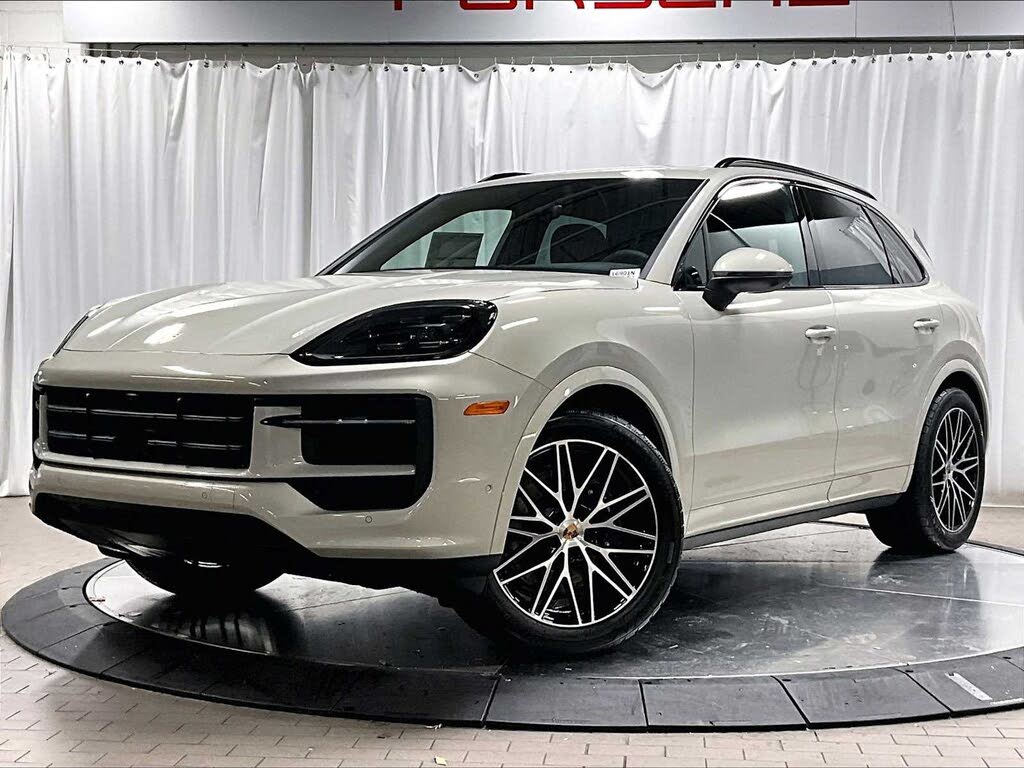 2026 Porsche Cayenne AWD