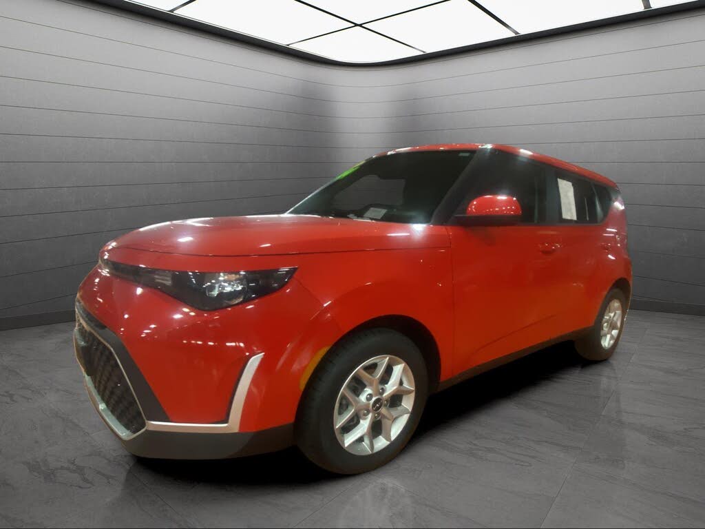 2023 Kia Soul LX FWD