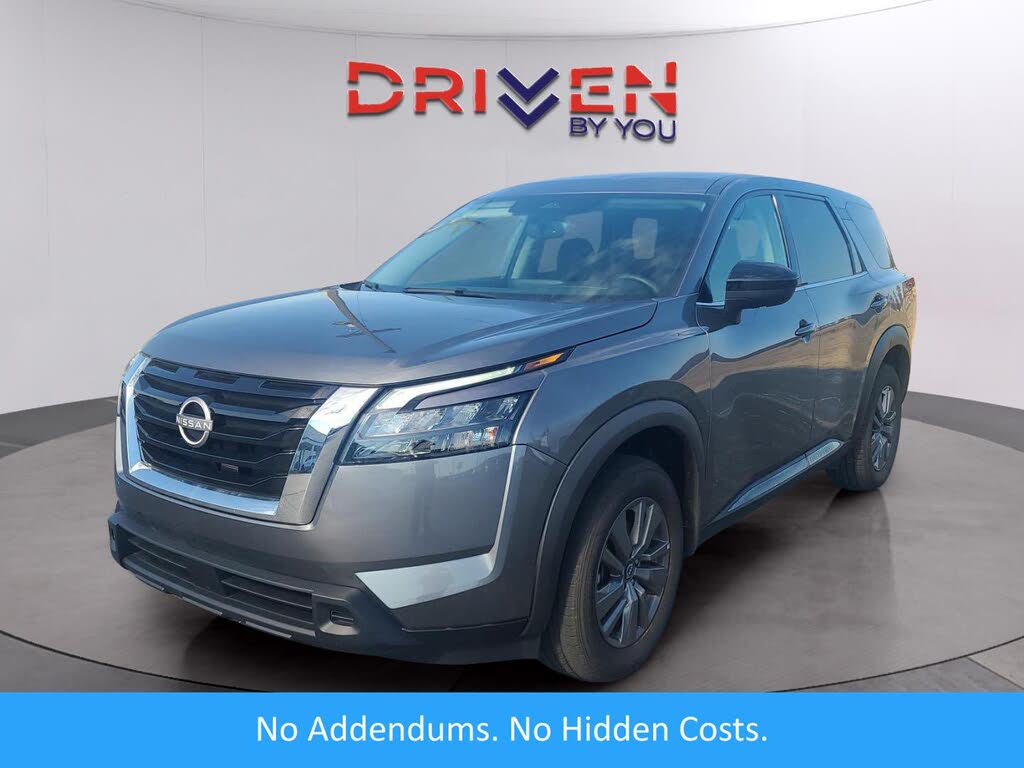 2024 Nissan Pathfinder S FWD