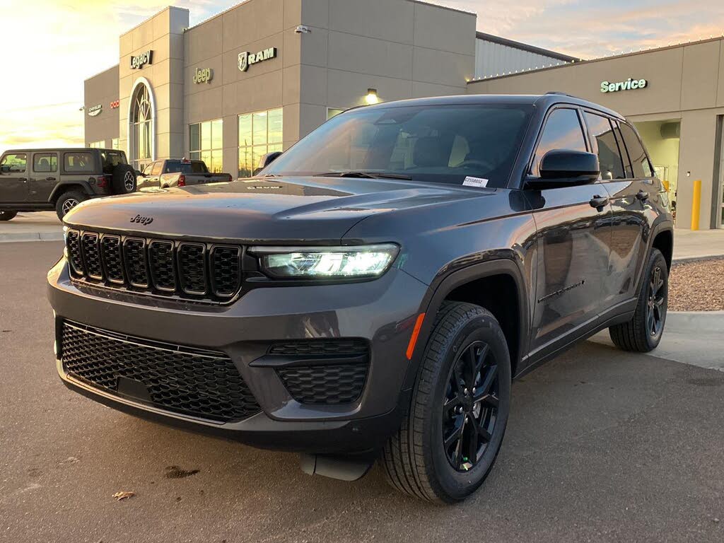 2025 Jeep Grand Cherokee Altitude X 4WD