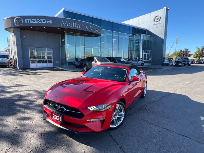 Ford Mustang EcoBoost Premium Convertible RWD 2021