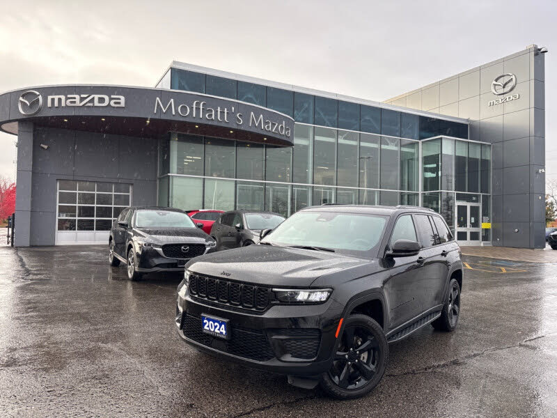 2024 Jeep Grand Cherokee Altitude 4WD