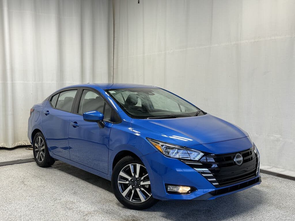 2024 Nissan Versa SV FWD