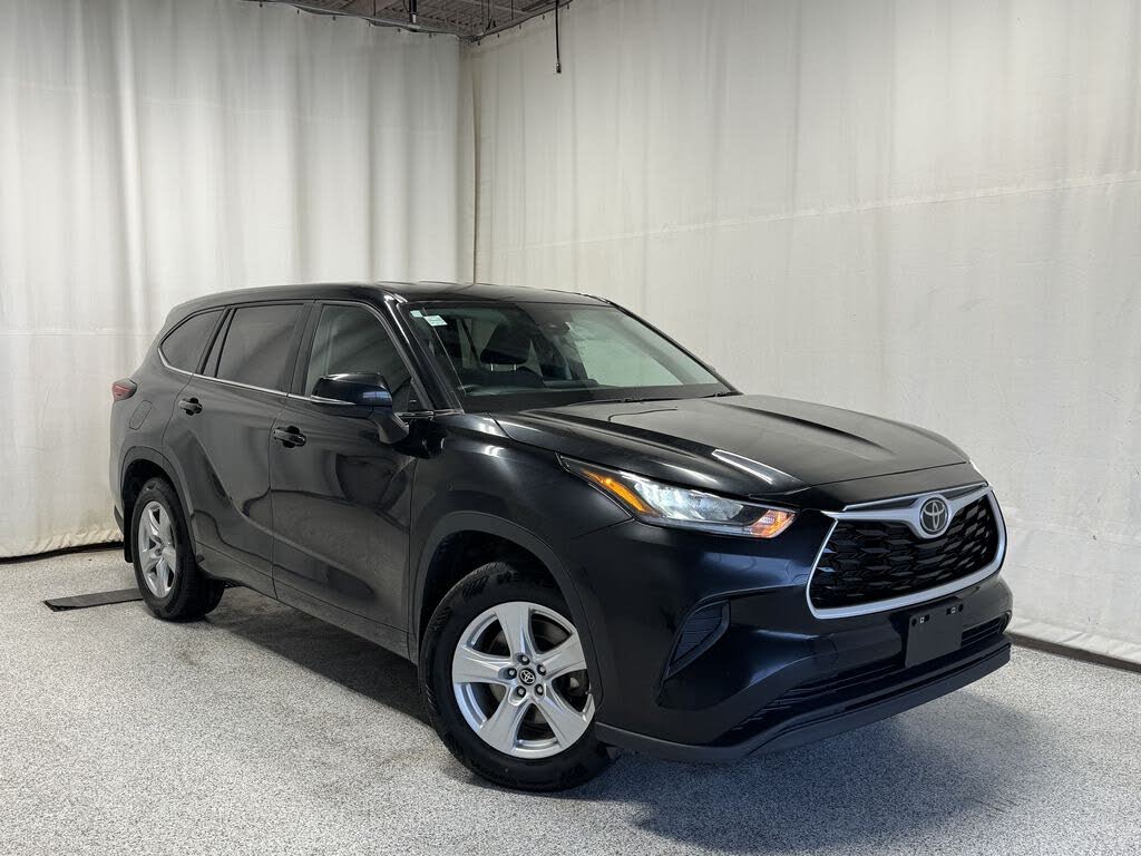 Toyota Highlander LE AWD 2024