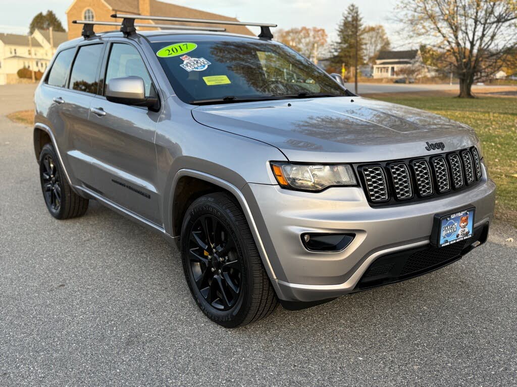 2017 Jeep Grand Cherokee Laredo 4WD