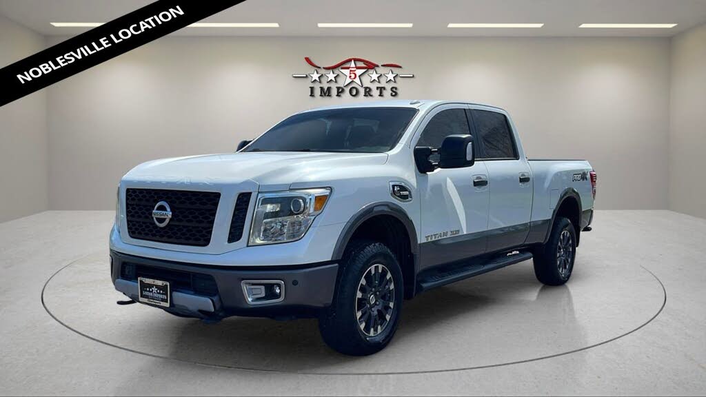 2017 Nissan Titan XD PRO-4X Crew Cab 4WD