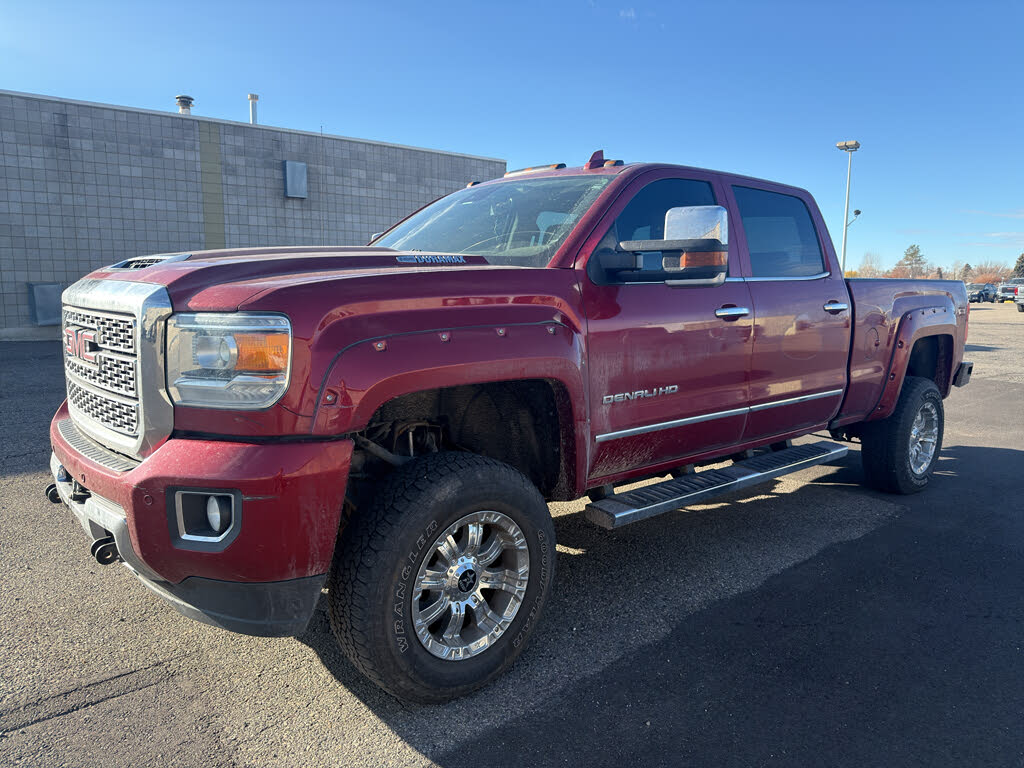 2018 GMC Sierra 3500HD Denali Crew Cab LB DRW 4WD