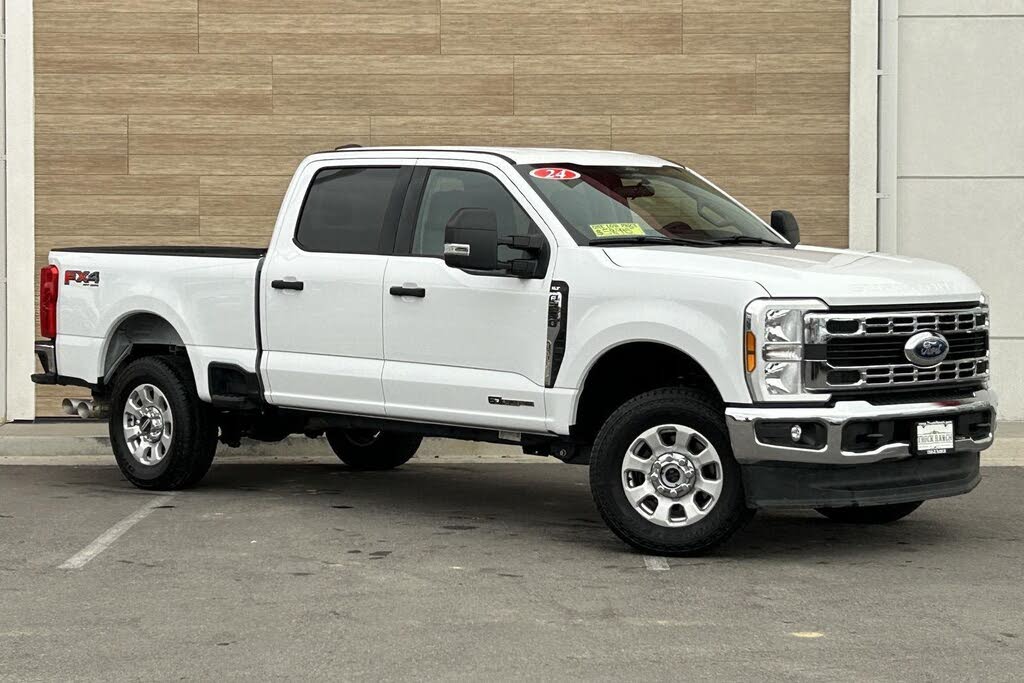 2024 Ford F-250 Super Duty XLT SuperCab 4WD