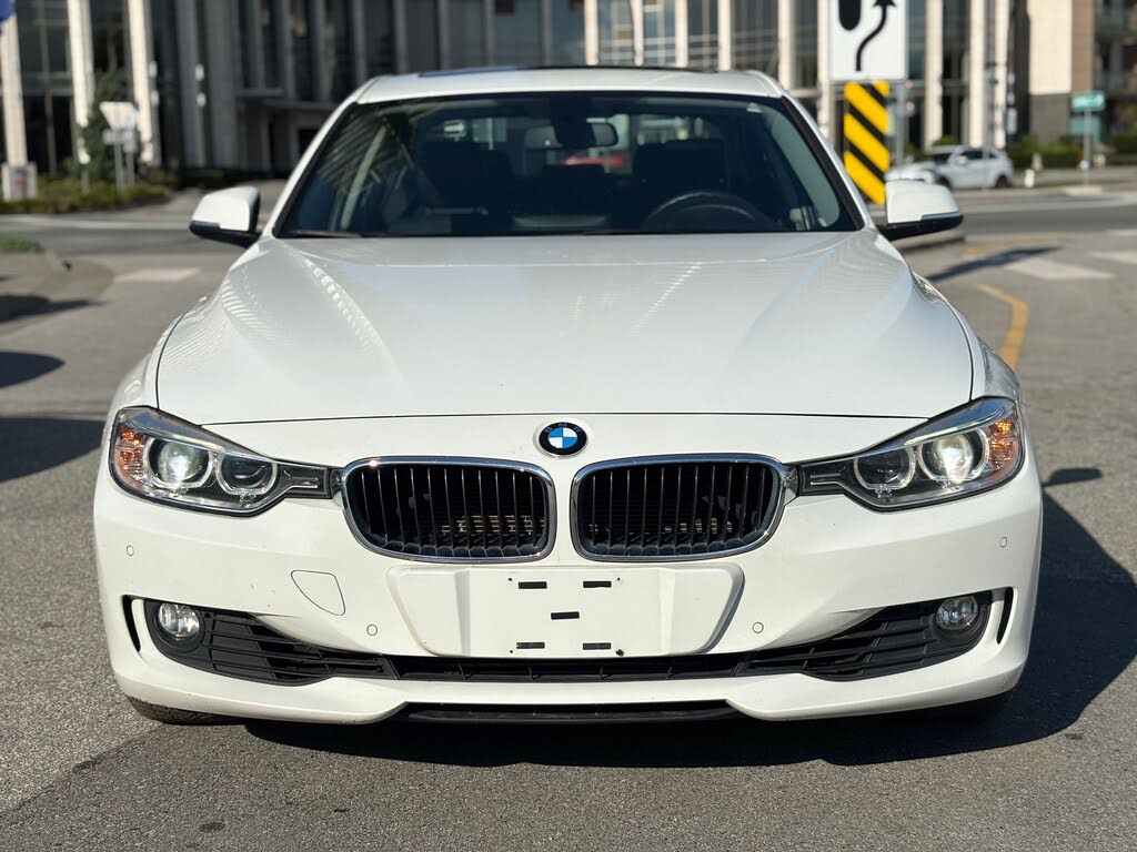 2012 BMW 3 Series 328i Sedan RWD