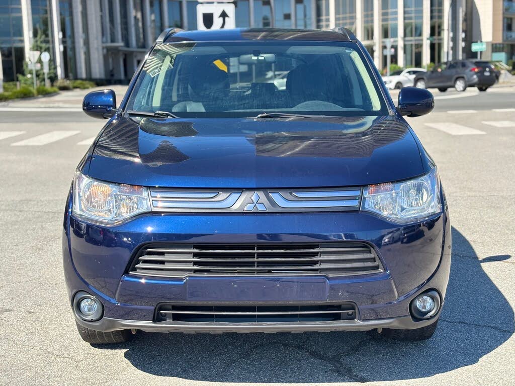 2014 Mitsubishi Outlander ES AWD