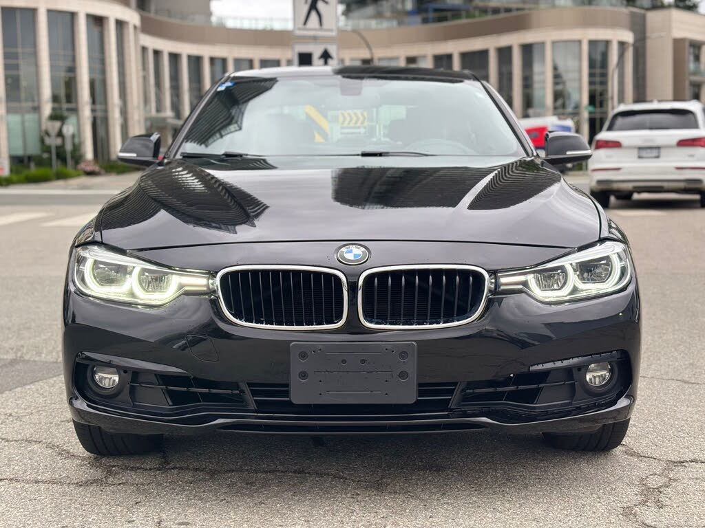 2018 BMW 3 Series 330i xDrive Sedan AWD