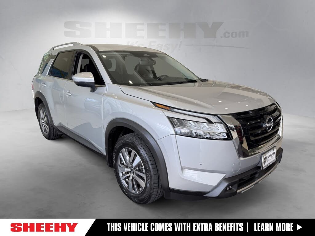 2022 Nissan Pathfinder SL 4WD