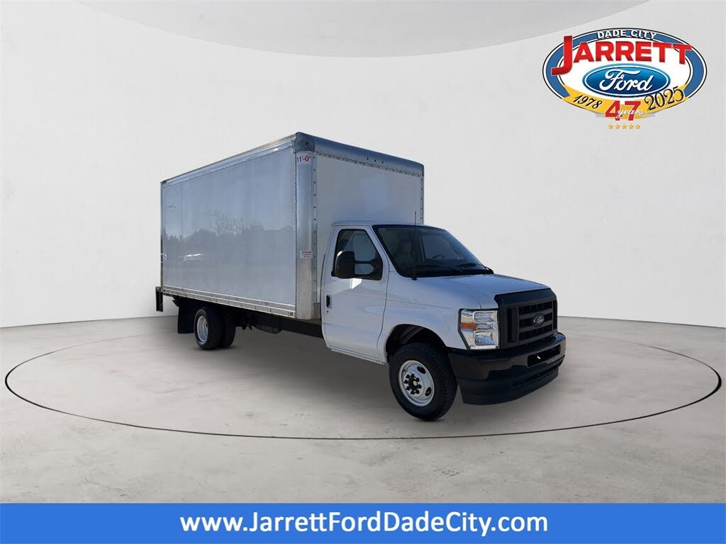 2024 Ford E-Series Chassis E-450 SD Cutaway 158 DRW RWD