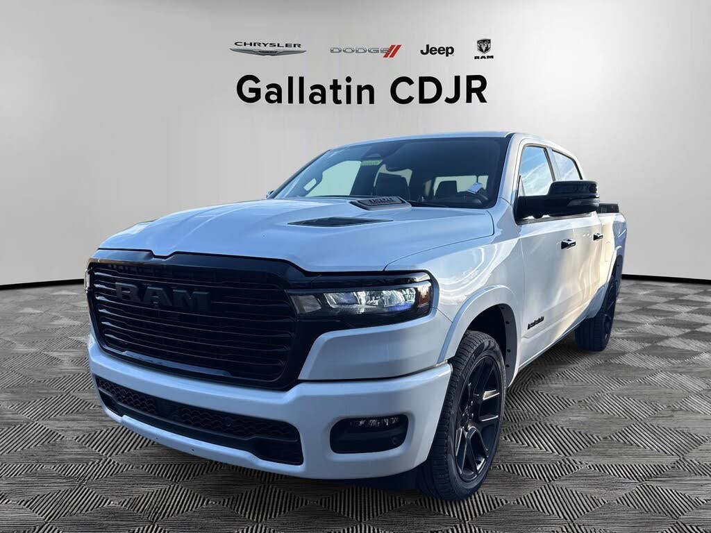 2026 RAM 1500 Laramie Crew Cab 4WD