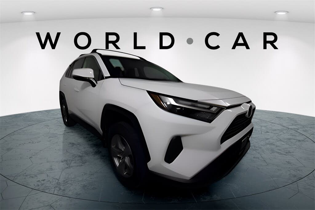 2024 Toyota RAV4 Hybrid XLE AWD