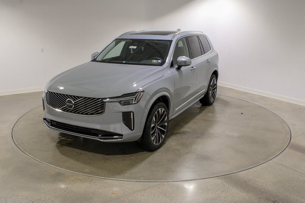 2026 Volvo XC90 B6 Plus 7-Passenger AWD