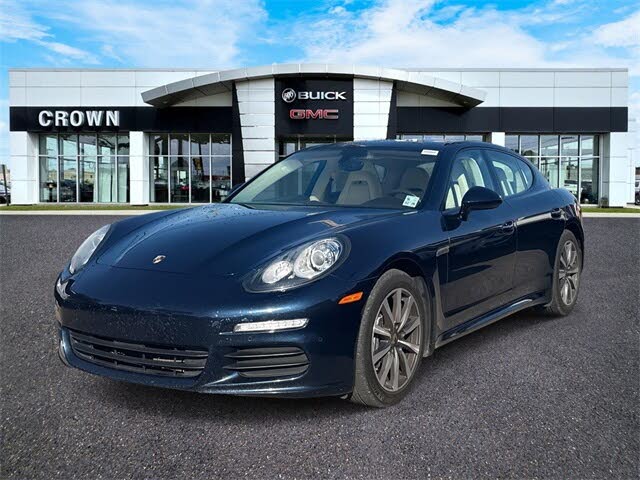 2016 Porsche Panamera 4