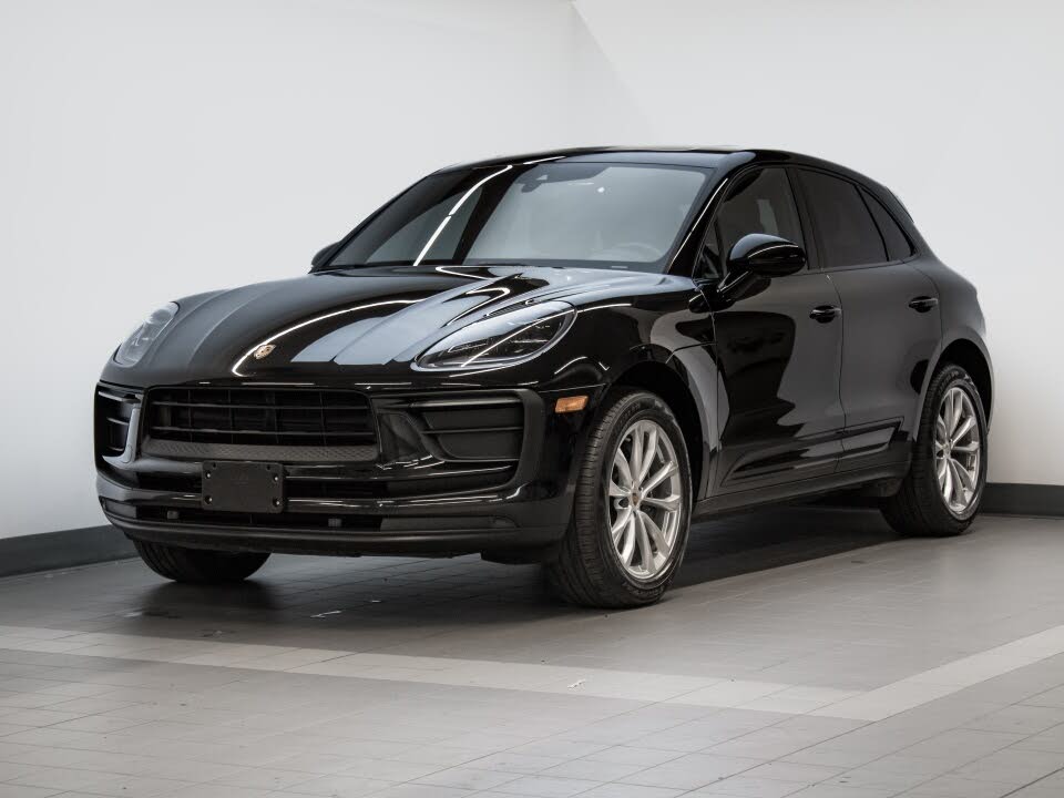 2022 Porsche Macan AWD