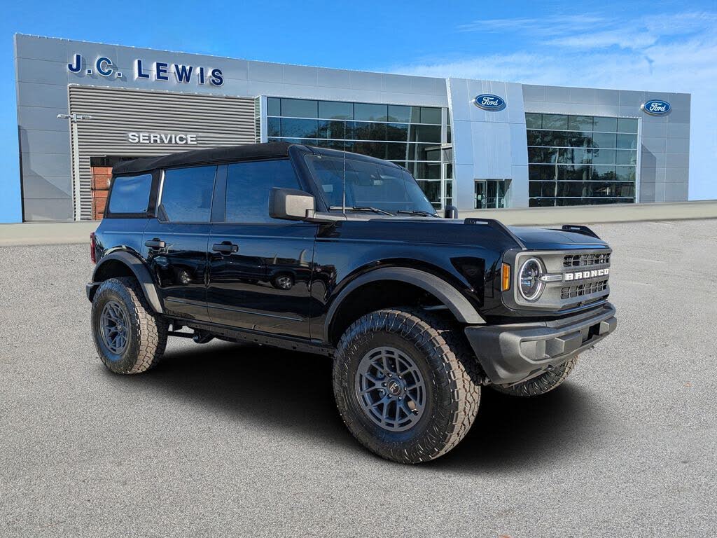 2025 Ford Bronco 4-Door 4WD