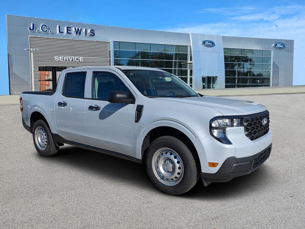 2025 Ford Maverick XL SuperCrew AWD