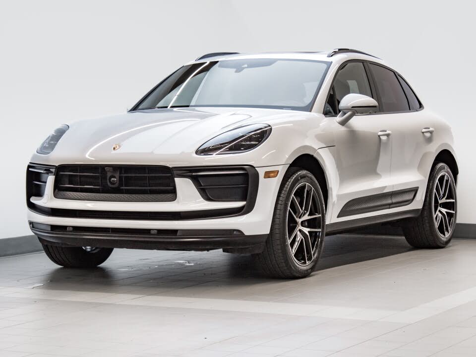 2025 Porsche Macan AWD