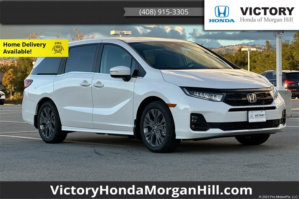 2026 Honda Odyssey Touring FWD