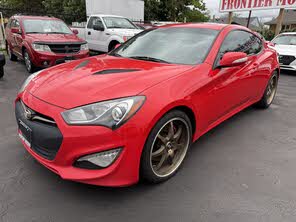 Hyundai Genesis Coupe 3.8 GT RWD