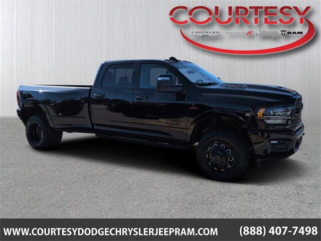2024 RAM 3500 Limited Crew Cab LB DRW 4WD